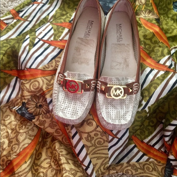 Michael Kors canvas - Picture 2 of 3